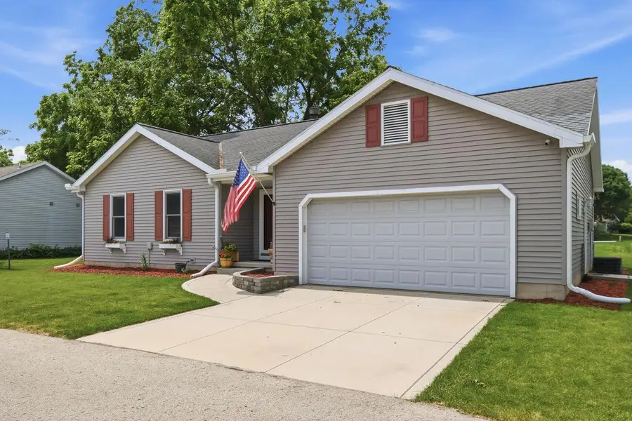 7565 W Village Crest Drive, Madison, WI 53719 - #3