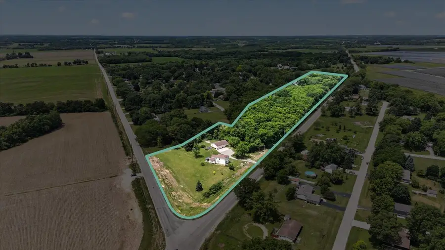 2458 S Madison Road, Beloit, WI 53511 - #3
