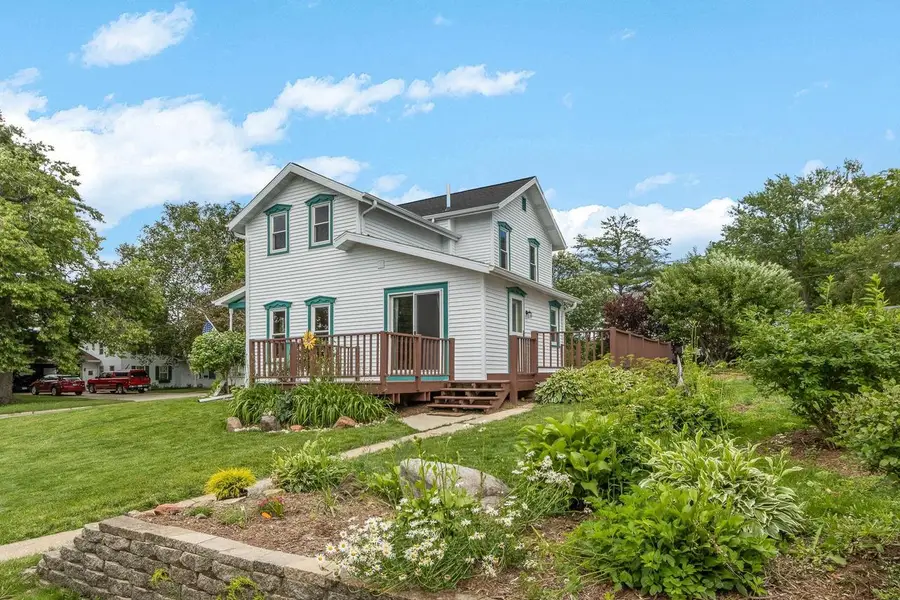 7 E Rollin Street, Edgerton, WI 53534 - #3