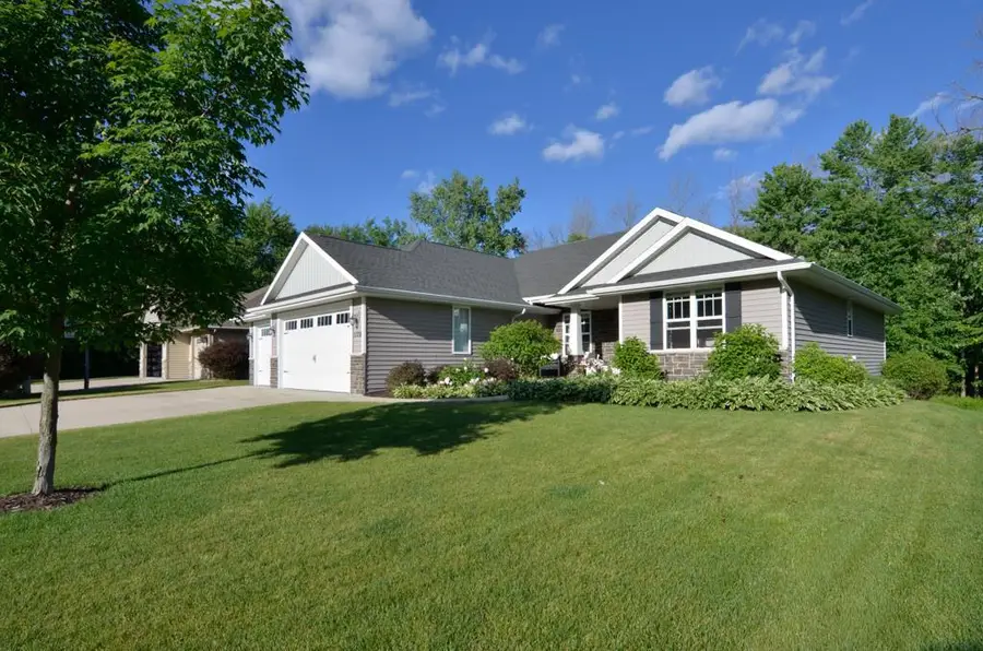 1126 Folkestone Drive, Green Bay, WI 54313 - #3