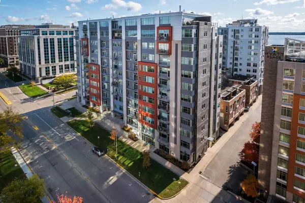 309 W Washington Avenue #905, Madison, WI 53703