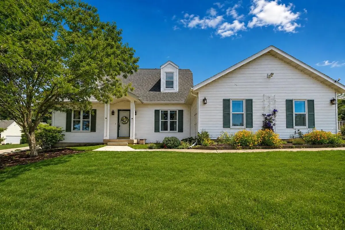 10904 Smokey Mountain Trail, Blue Mounds, WI 53517 - #1