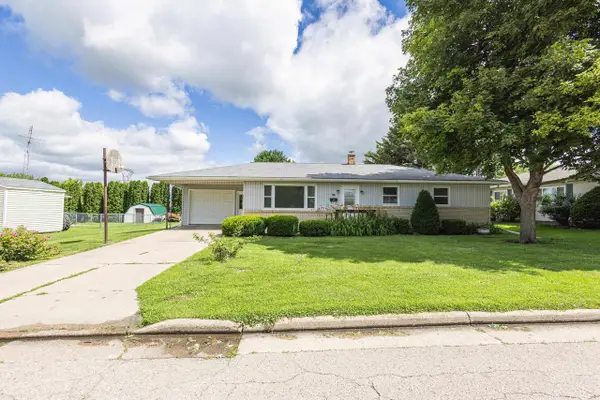 415 W Benton Street, Cuba City, WI 53807