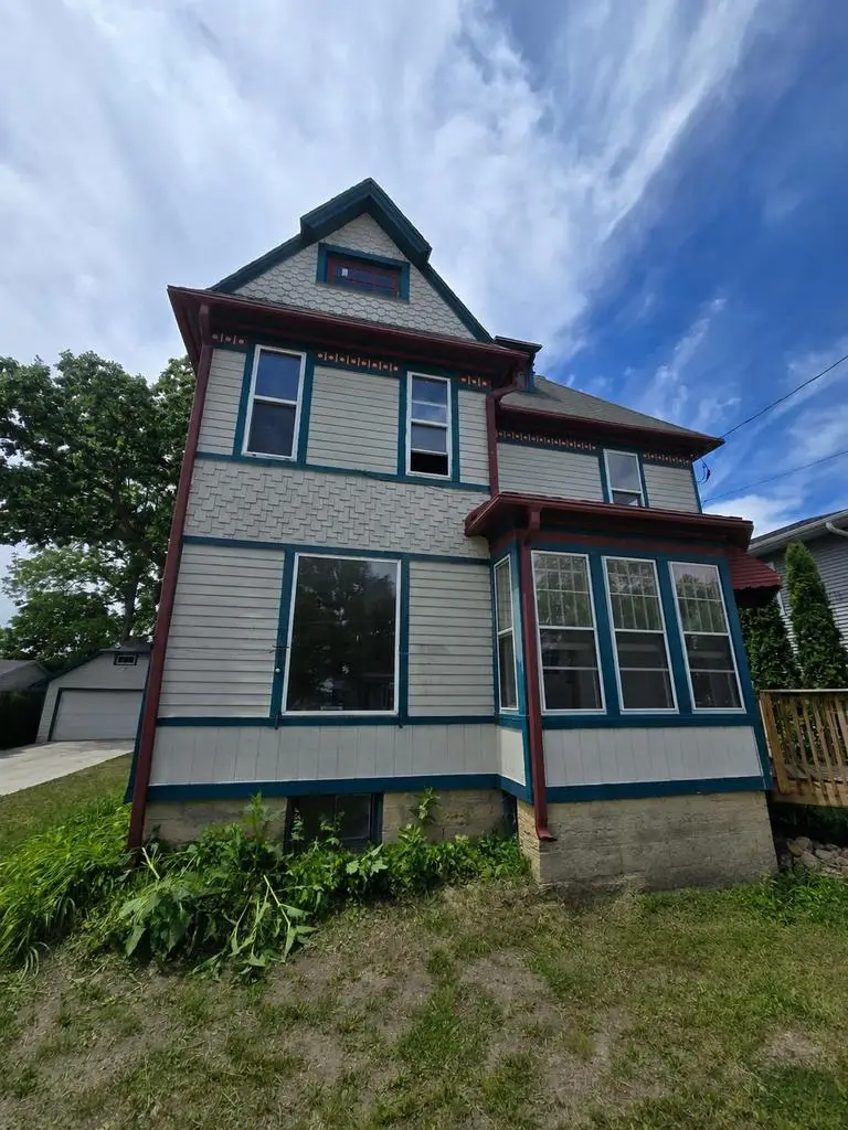 206 Linn Street, Janesville, WI 53548 - #1