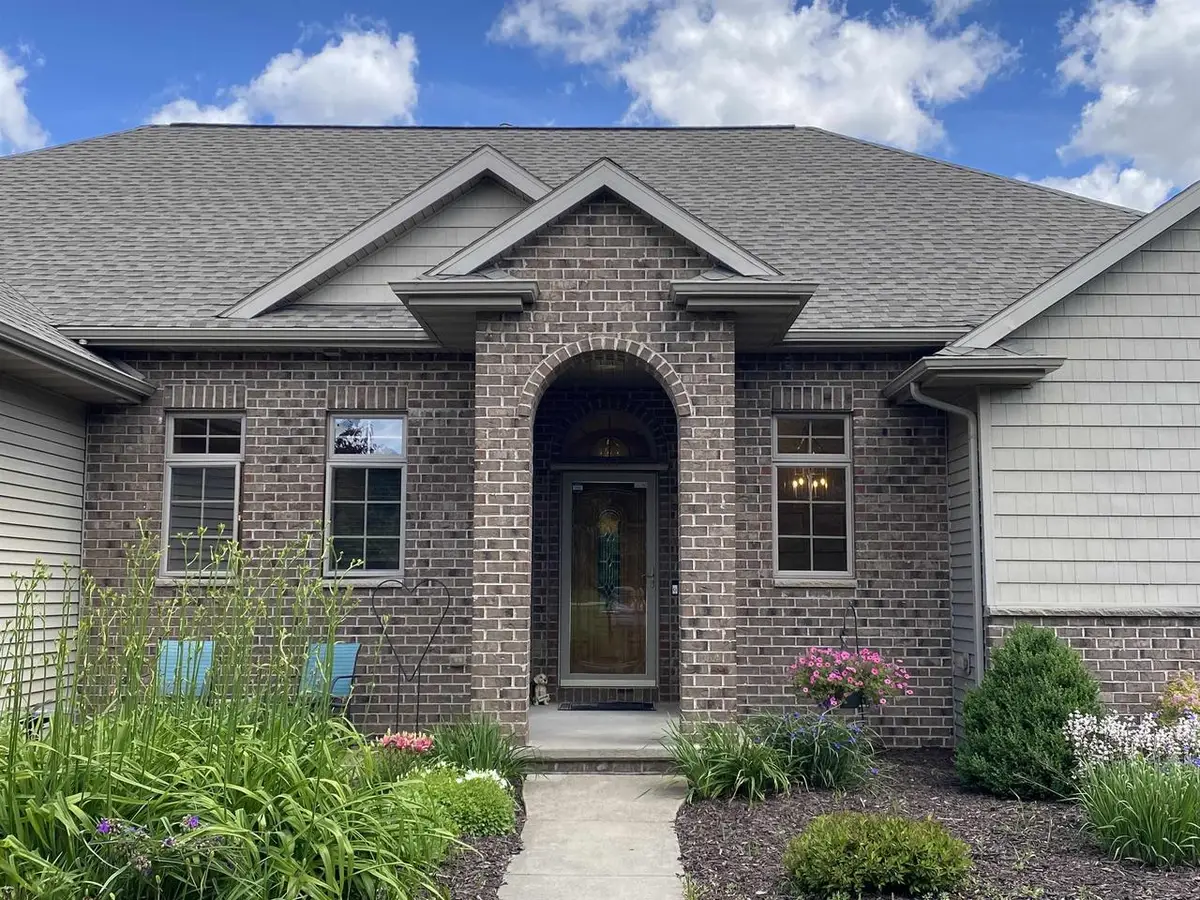 3546 Dekalb Lane, Neenah, WI 54956 - #1