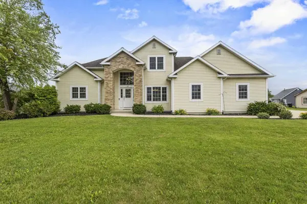 107 Red Fox Drive, Johnson Creek, WI 53038
