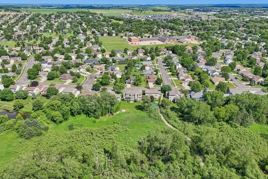 902 N Fairbrook Drive, Waunakee, WI 53597 - #2