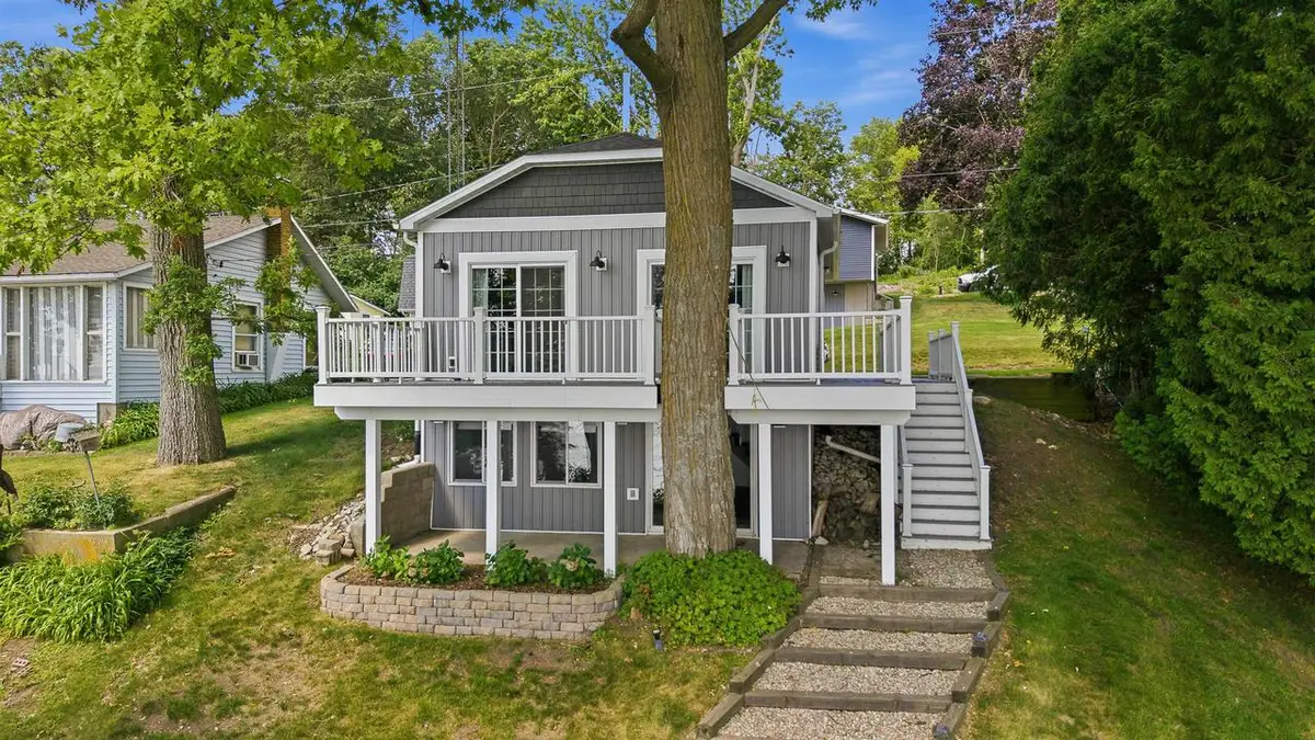 N10524 Howard Avenue, Fox Lake, WI 53933 - #1