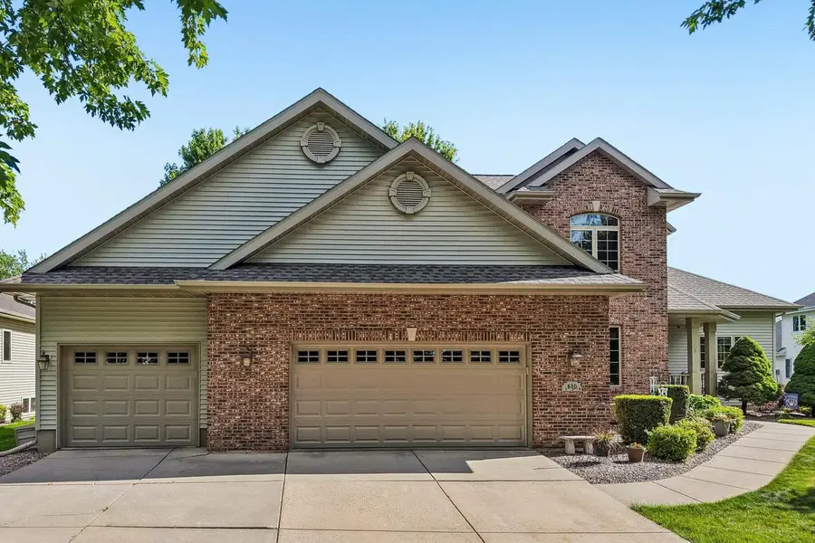 610 Pleasant Valley Parkway, Waunakee, WI 53597 - #2
