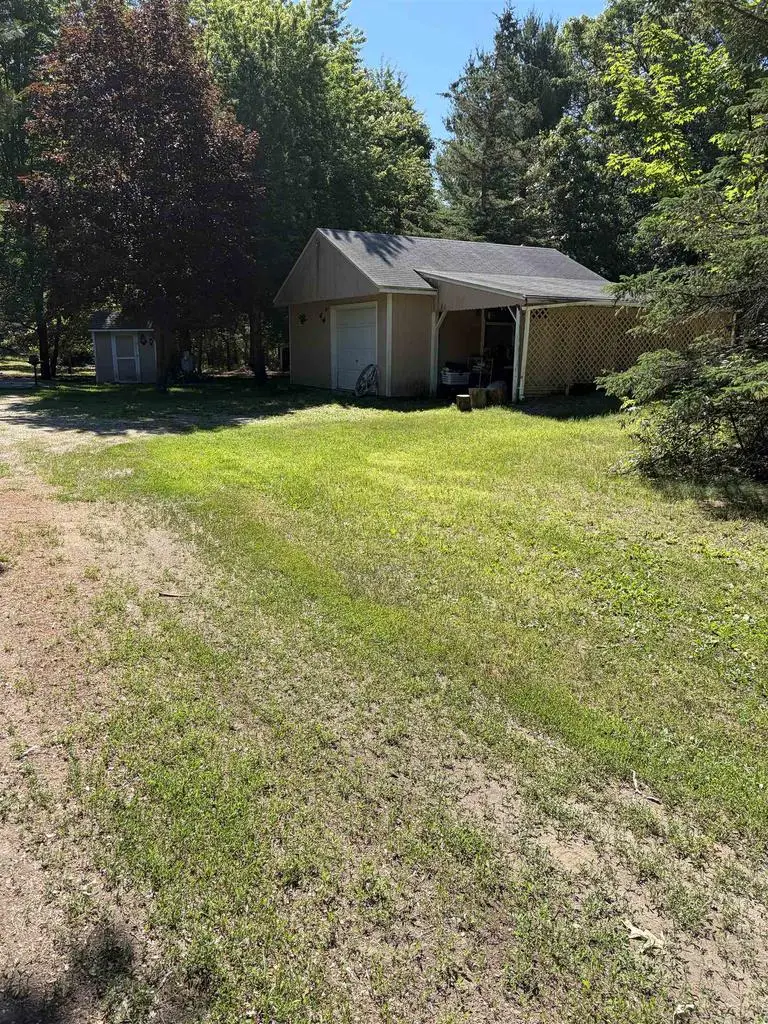 8713 N 3rd Court, Westfield, WI 53964 - #2