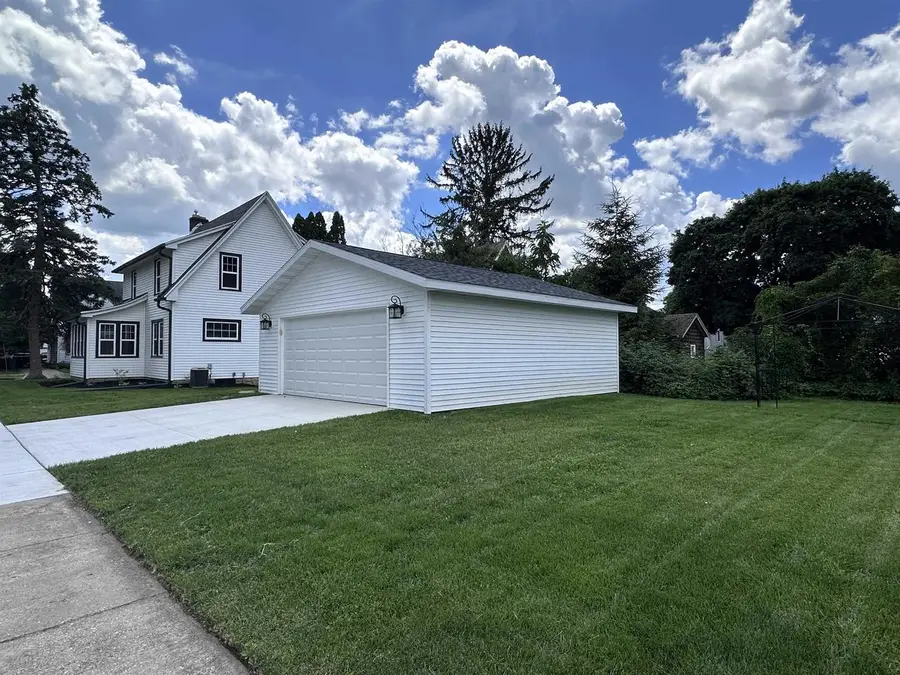 1221 Grace Street, Janesville, WI 53545 - #2