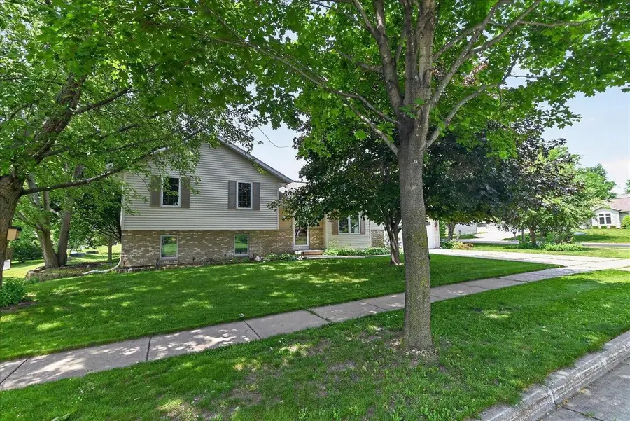903 Crysta Trail, Cottage Grove, WI 53527 - #3