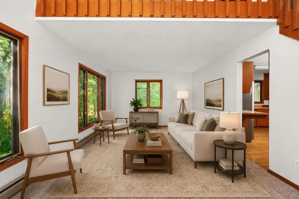 W10020 Olson Road, Poynette, WI 53955