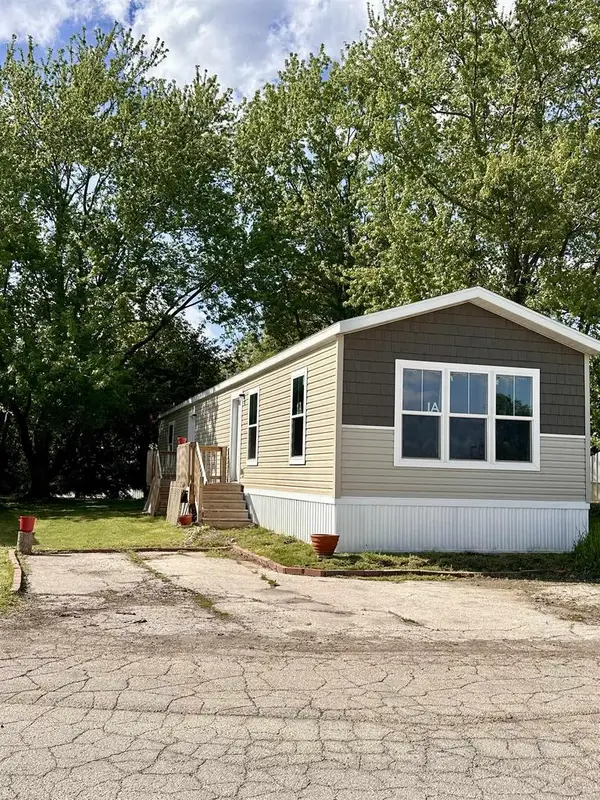 450 Wall Street #1A, Denmark, WI 54208