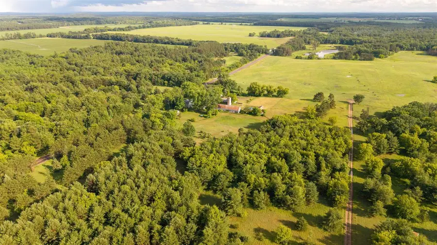 2121 County G Road, Westfield, WI 53964 - #2