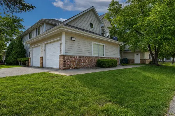 501 Lawson School Road #1, Delavan, WI 53115