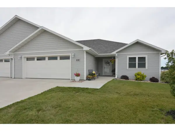 905 Roosevelt Street, Baraboo, WI 53913