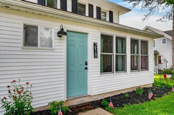 218 6th Avenue, New Glarus, WI 53574