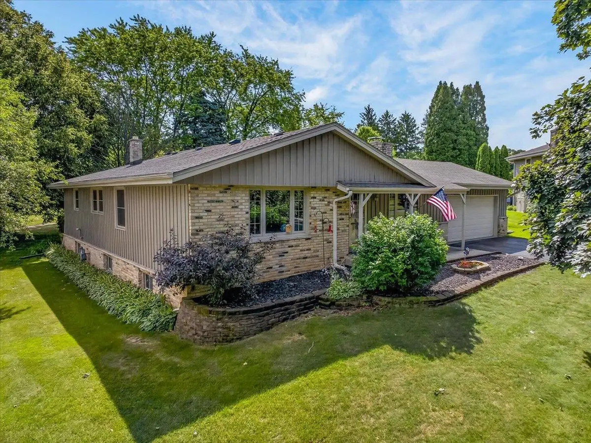 2313 Ramshead Court, Waukesha, WI 53188 - #1