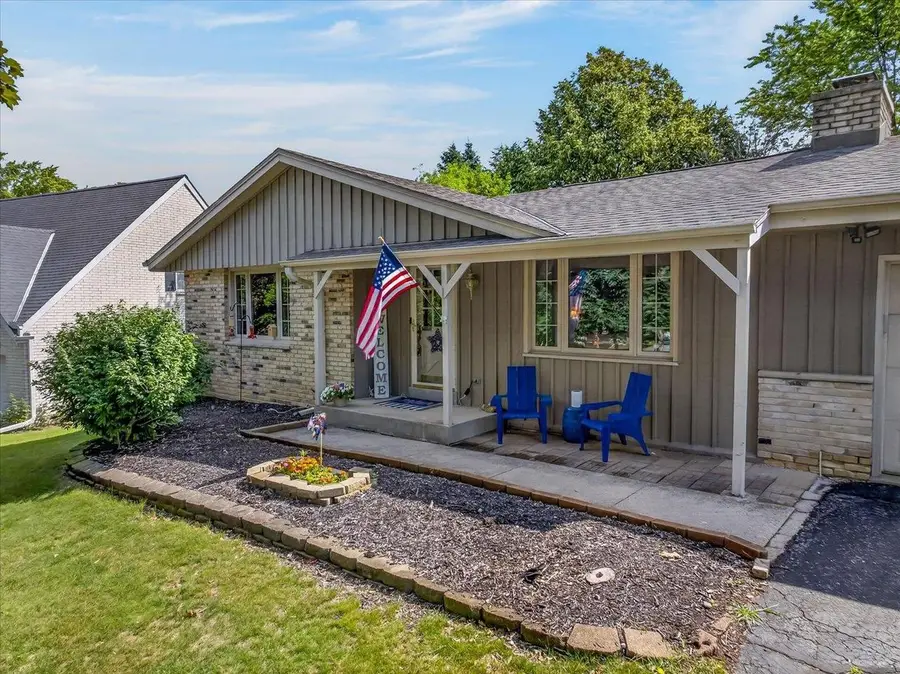 2313 Ramshead Court, Waukesha, WI 53188 - #2
