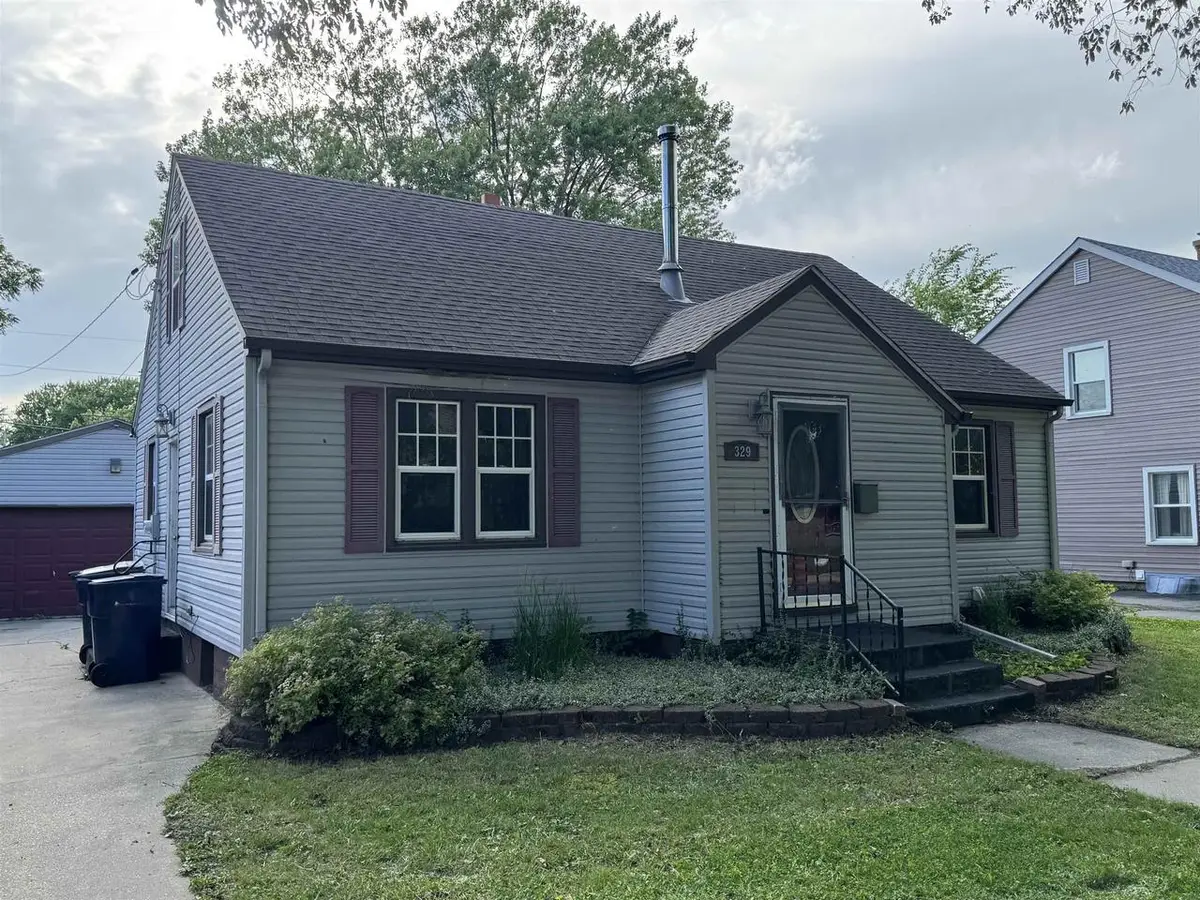 329 N Oakhill Avenue, Janesville, WI 53548 - #1