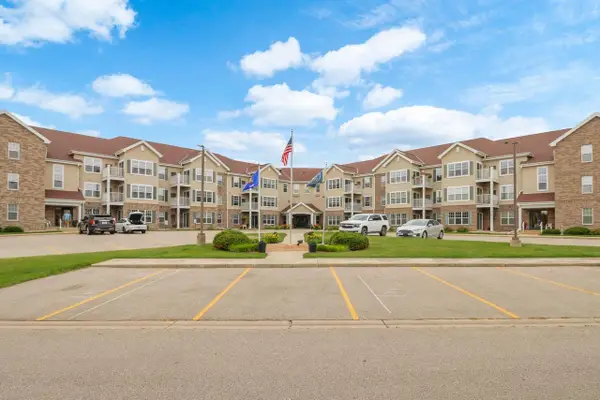 6828 Parkside Circle, Windsor, WI 53532