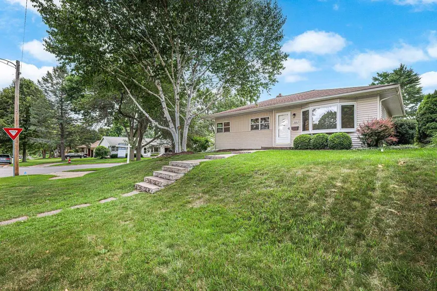 5001 Tocora Lane, Madison, WI 53711 - #2