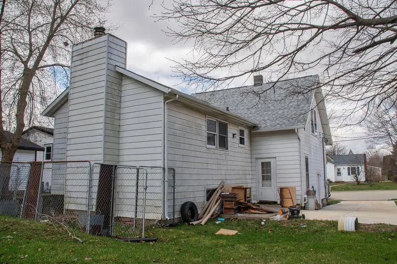 755 N Court Street, Platteville, WI 53818 - #3