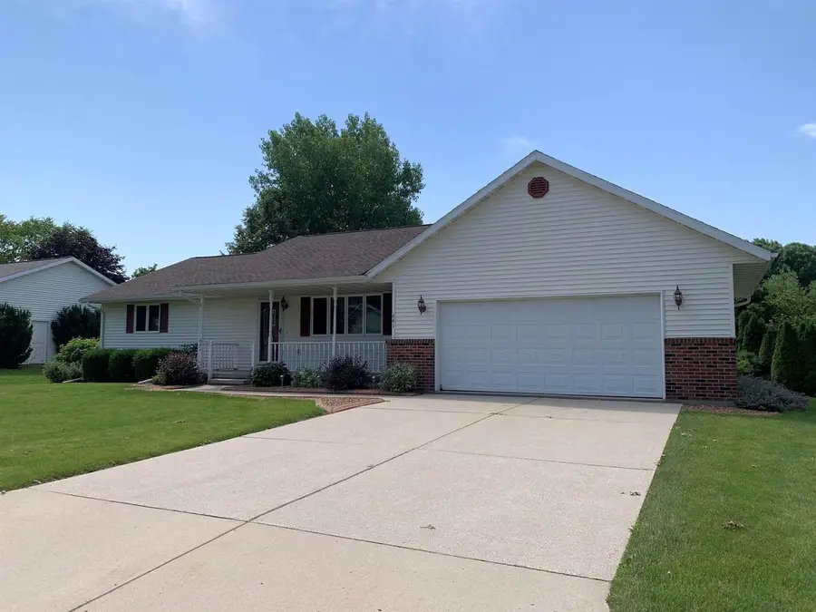 641 Meadow Lane, Columbus, WI 53925 - #2