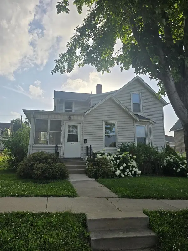 335 S Adams Street, Lancaster, WI 53813