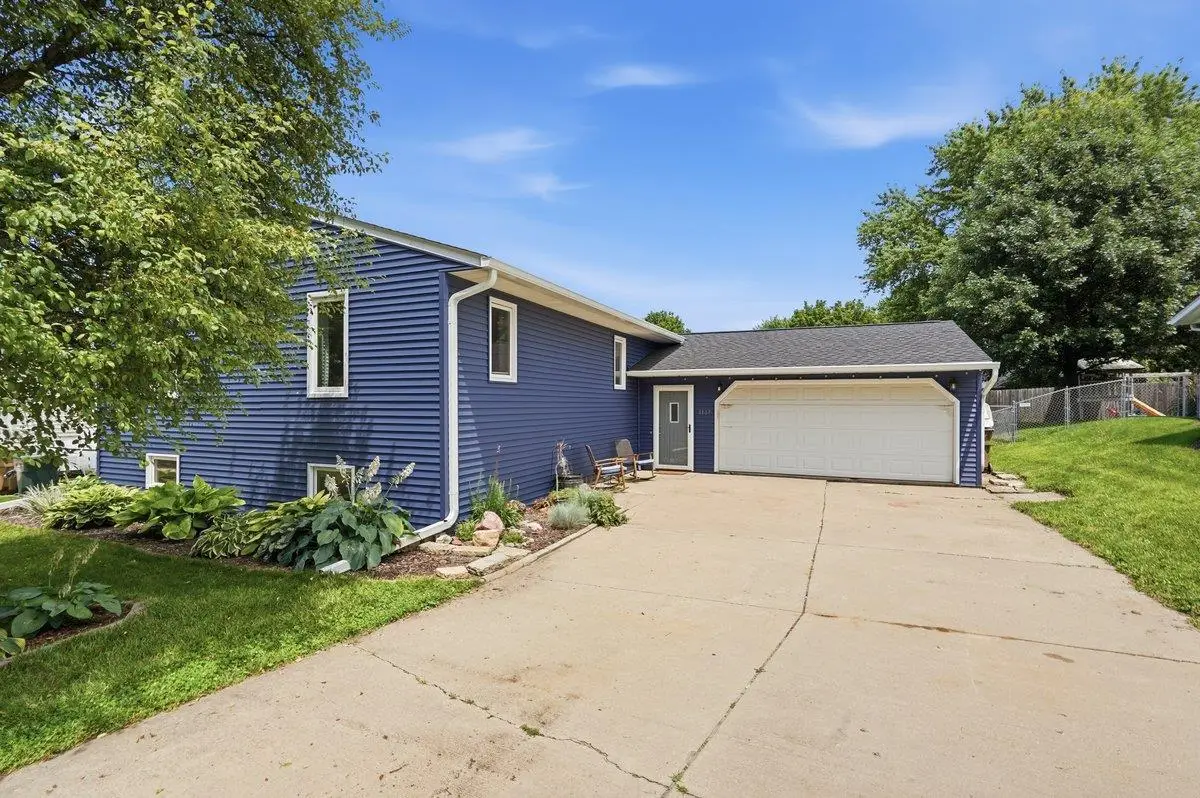 3137 Clove Drive, Madison, WI 53704 - #1