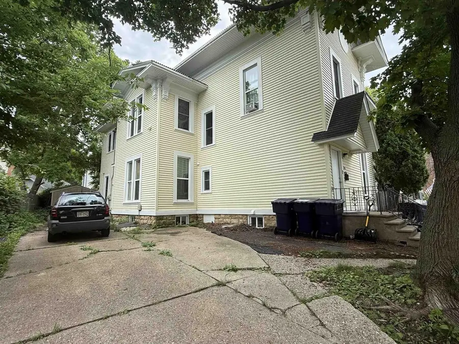 228 Milton Avenue, Janesville, WI 53545 - #2
