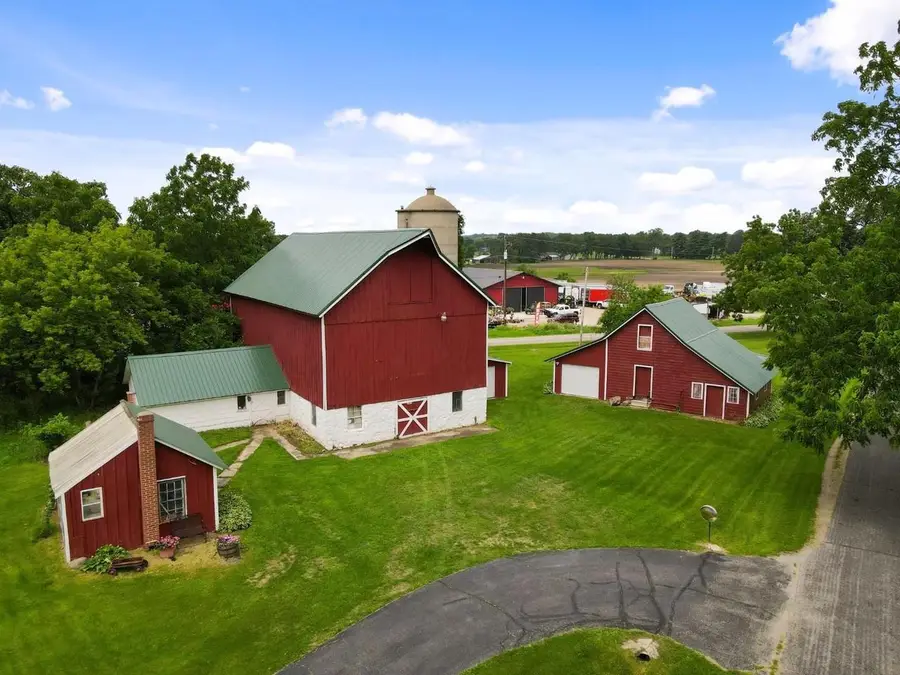 N3301 Asje Road, Cambridge, WI 53523 - #3