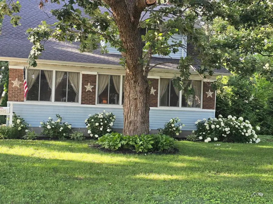 905 4th Street, Brodhead, WI 53520 - #3