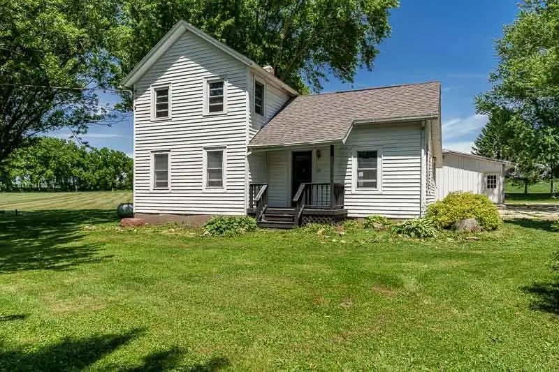 10341 E Creek Road, Clinton, WI 53525 - #1