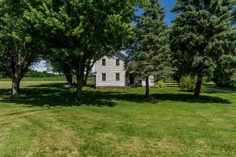10341 E Creek Road, Clinton, WI 53525 - #2