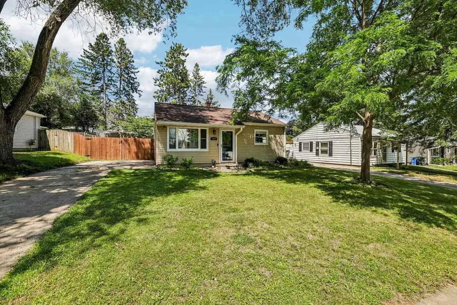 229 Winnebago Avenue, Portage, WI 53901 - #2