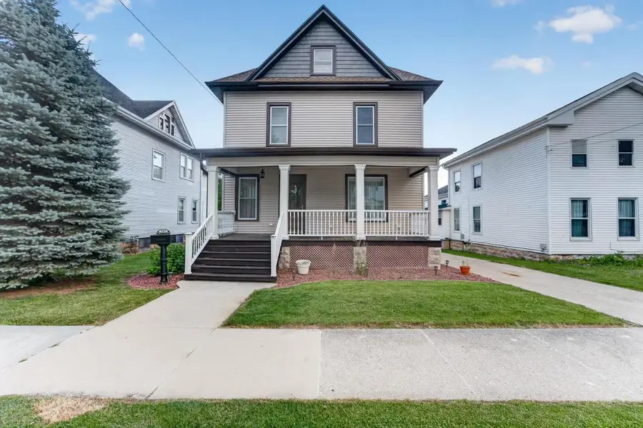 501 W Rollin Street, Edgerton, WI 53534 - #2