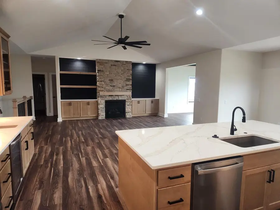 L164 Eileen Court, Waunakee, WI 53597 - #2