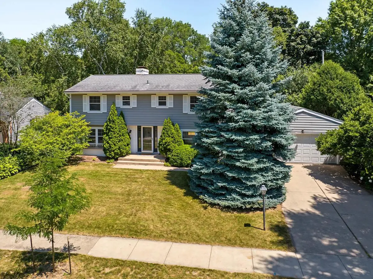 101 Carillon Drive, Madison, WI 53705 - #1