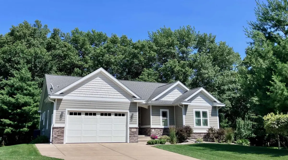 6822 Conservancy Plaza, Deforest, WI 53532 - #1