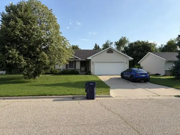 1500 Evergreen Drive, Janesville, WI 53546