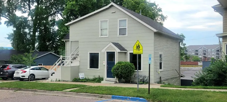 220/222 1st Street, Baraboo, WI 53913 - #2