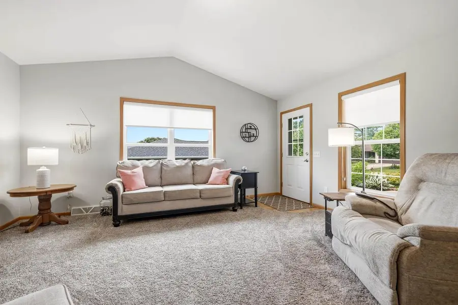 805 Heather Lane #A, Platteville, WI 53818 - #3