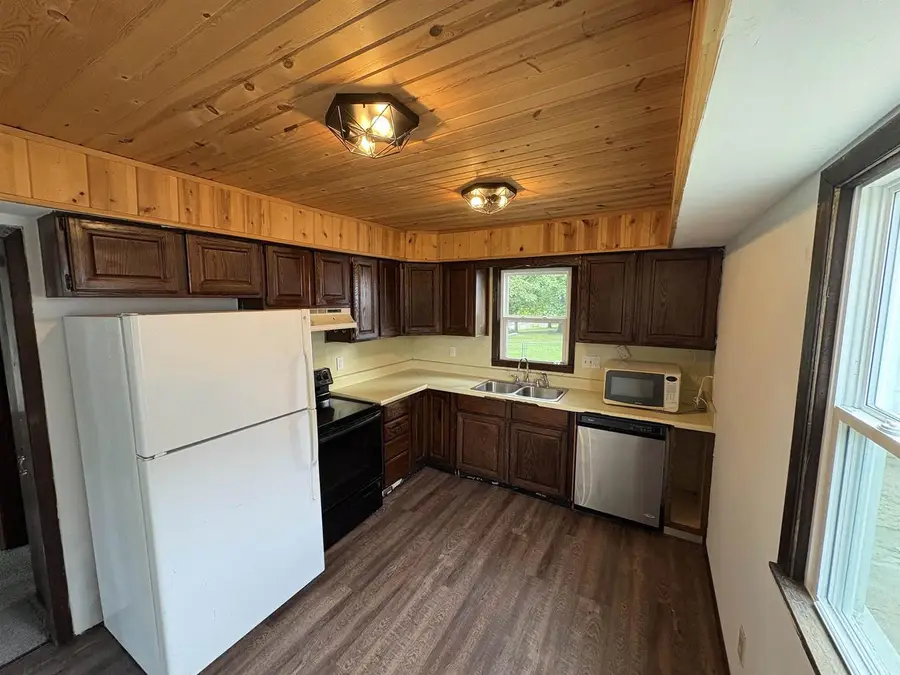 1806 17th Avenue, Monroe, WI 53566 - #3