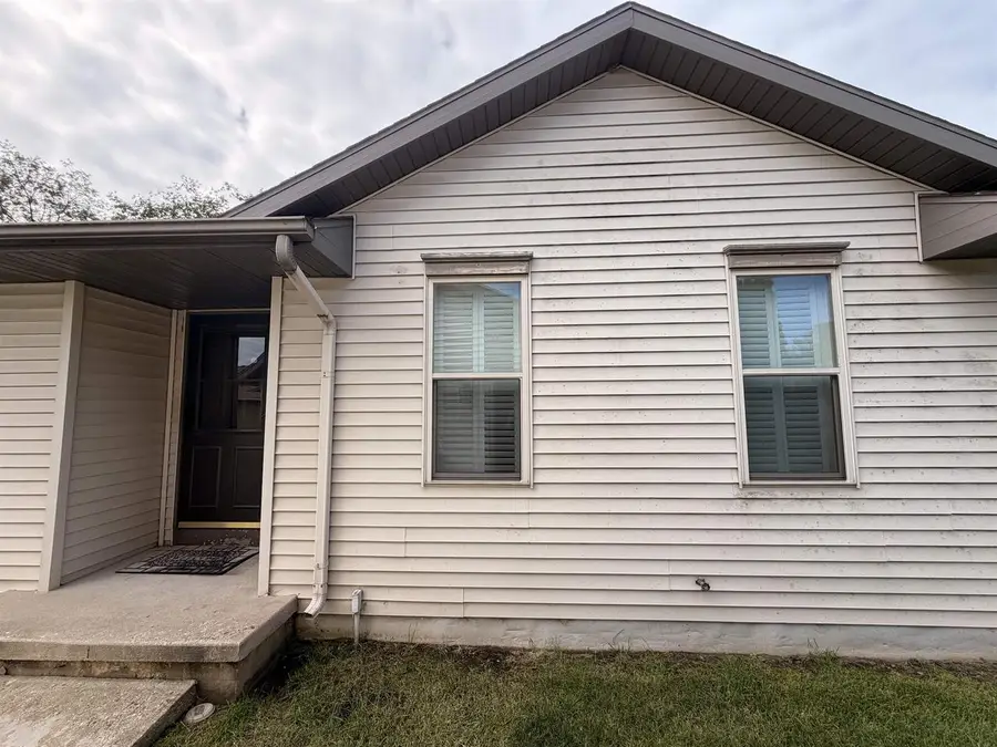 25 Plum Tree Village, Beloit, WI 53511 - #2