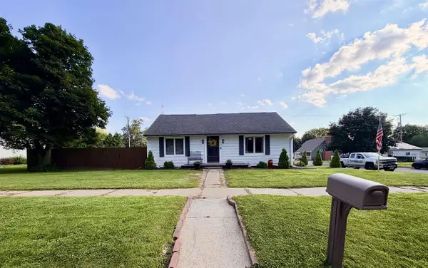 322 W Dewey Street, Cassville, WI 53806