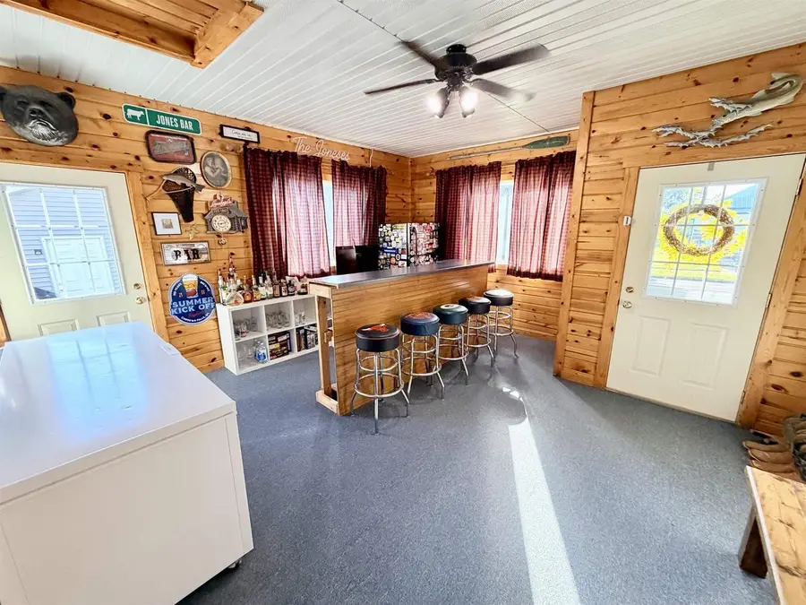 322 W Dewey Street, Cassville, WI 53806 - #3