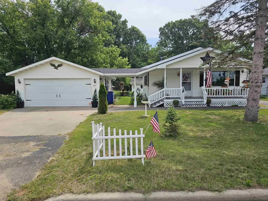 216 N Vincennes Street, Adams, WI 53910 - #2