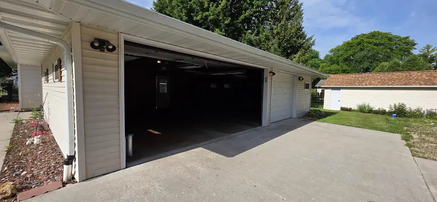 1809 Minnesota Avenue, North Fond Du Lac, WI 54937 - #2